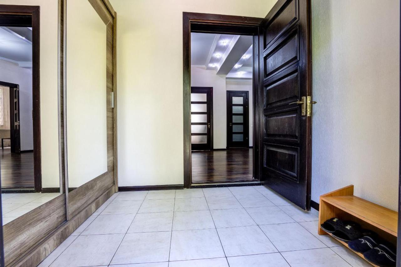 Opera Bed&Breakfast Bishkek Exterior photo