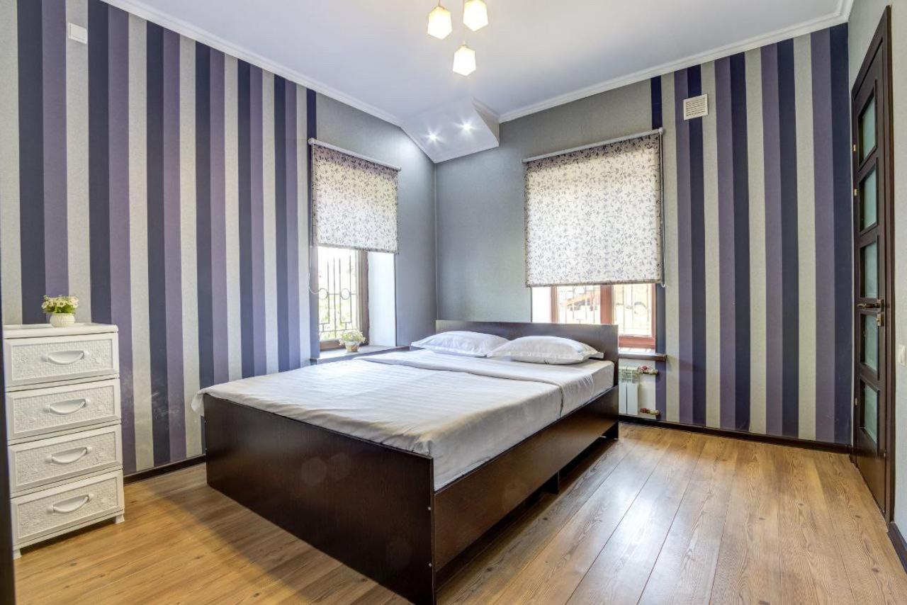 Opera Bed&Breakfast Bishkek Exterior photo